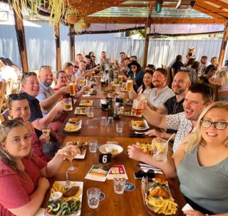 It was a loooong delicious luncheon at @theducksteinbrewery for this Corporate Christmas Staff Tour 🍻🎉 

Have you been a bit slow on organising your Chrissy do? We still have some last minute bookings available for private tours before Christmas! 

Alternatively, we can organise the tour in January when everything quietens down a little 😜

Contact us to find out more about what we do 🍾🥂