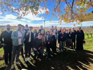 What a beautiful Winter’s day, and what a beautiful d’Vine group we have - Happy Winesday Everyone 😍🥂🍂

#perthtodo #perthlife #happyhumpday #humpday #weekends #justanotherdayinwa #dvinetours #swanvalley #winetoursperth #perth #winetours #tourismwa #wine #winelover #funtimes #perthisok #winter #winetasting #seeperth #tasteperth #perthhappenings #winesday #dvine #instadaily #getonboardwithdvine #thisiswa #holidayherethisyear